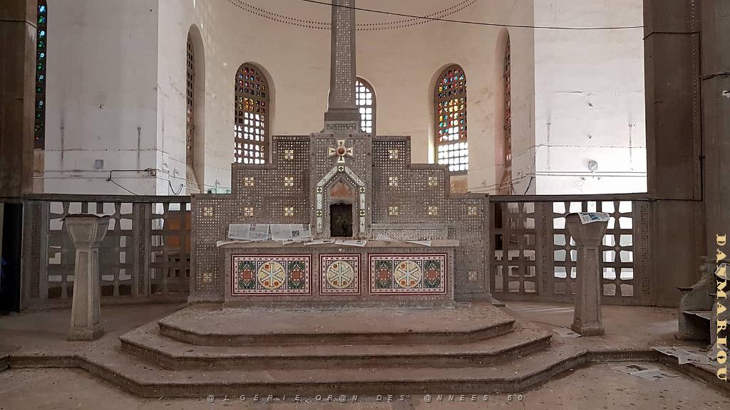 ORAN LA CATHEDRALE INTERIEUR 9.jpg